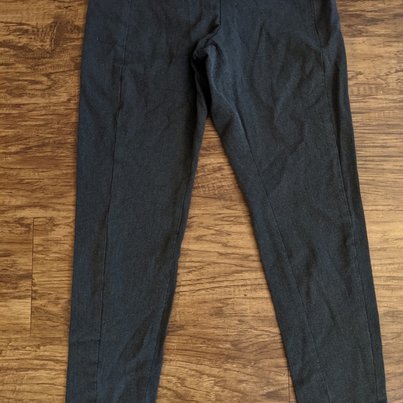 Banana Republic Black Cropped Pants - Picture 7 of 8